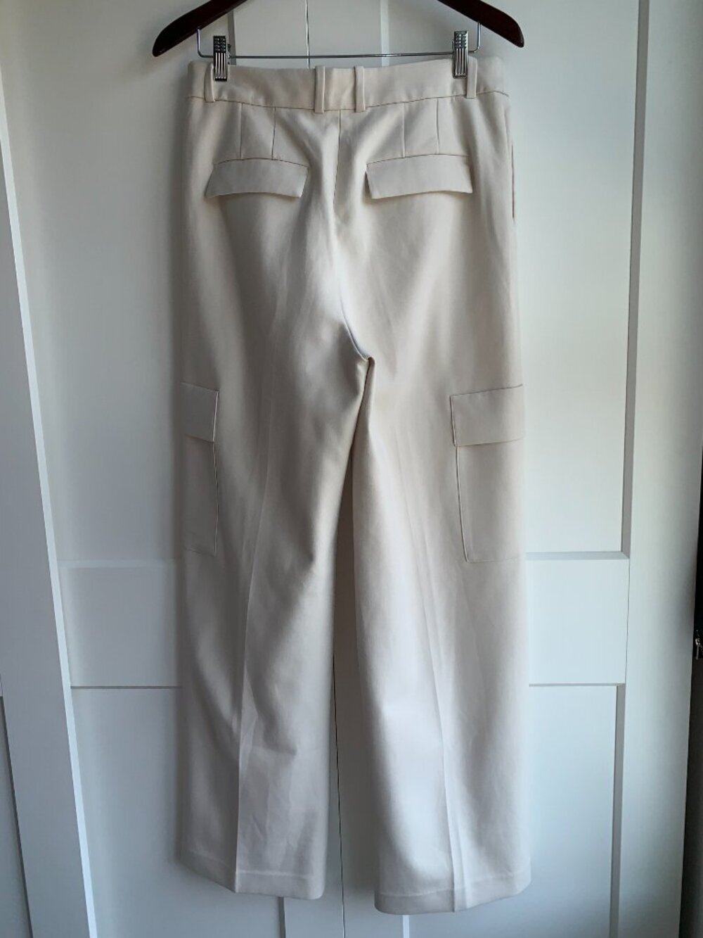 Babaton Spotlight Cargo Pant Wide Leg High Rise Pant size 10 - Picture 4 of 13